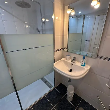 شقة Sol إِستيبونا